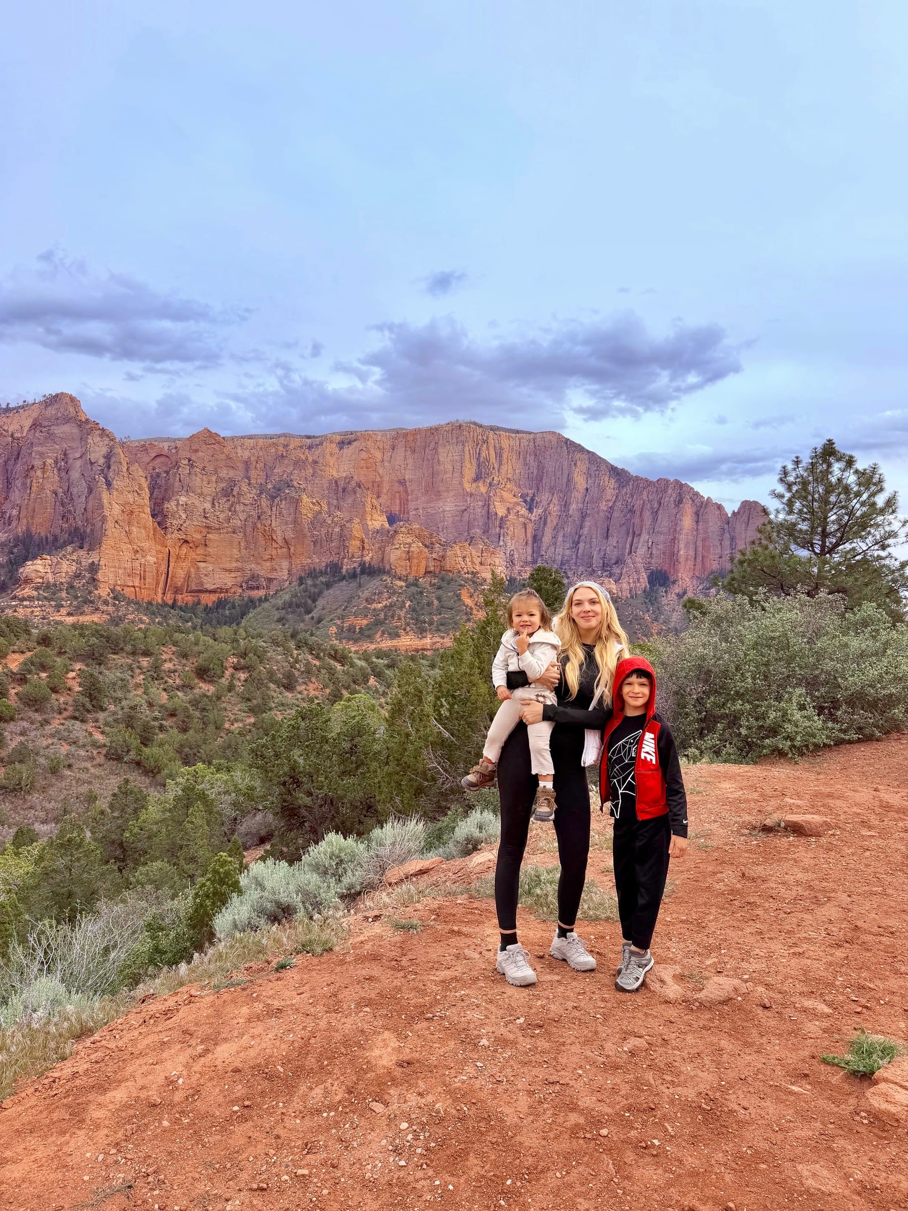 Alexandra hiking with her children in Zion National Park, Utah